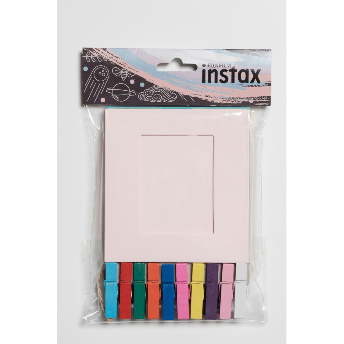 Instax Acc Other Hanging Photo Frame + String + Pegs 10 With Header Card