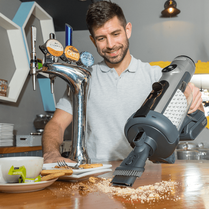 Henry Quick Cordless Vac - Image 3